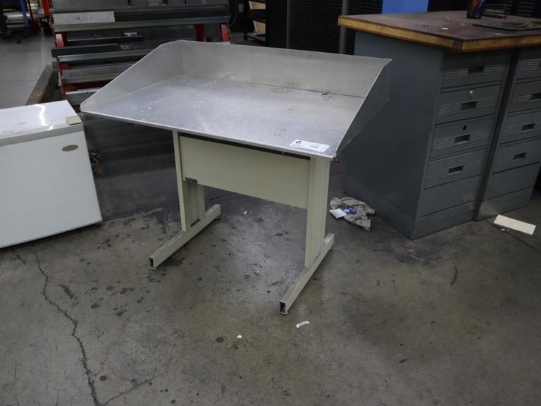 Marvel Metal Shipping Desk