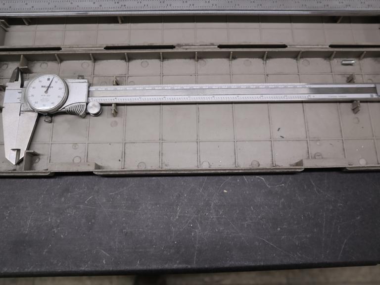 Dial and Verneer Calipers (4), Mitutoyo 12", Fowler 24", Fowler 40", Starrett 24"