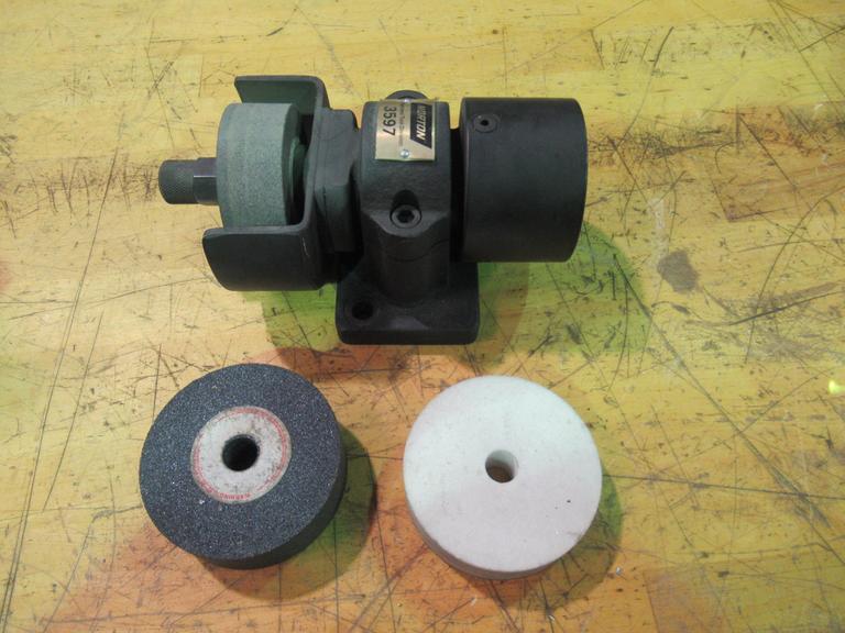 Norton 3597 Pacesetter Brake Controlled Truing Device 