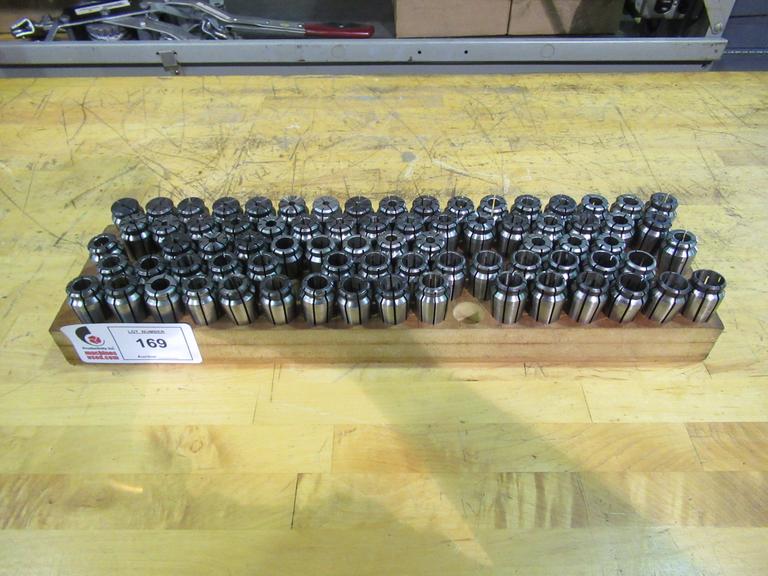CAT 40 TSD Collet Tool Holders with assorted TSD Flex Collets in Wooden Rack