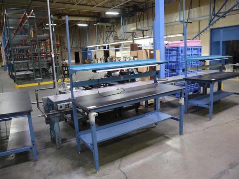 Work Bench Adjustable Height, Upper Shelf, Lower Shelf and Work Light