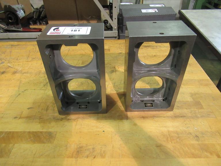 Moore 4" x 6" x 10" Riser Blocks, (2)