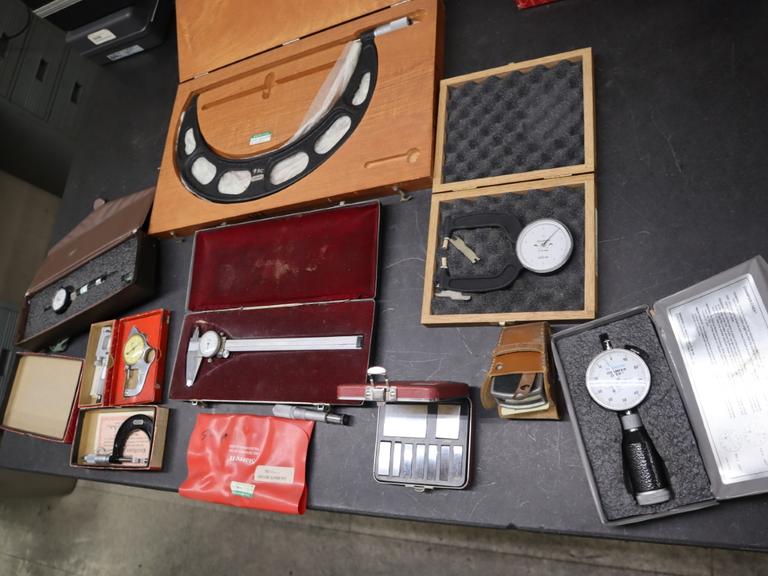 Measuring Tools, Chamfer Checker, Micrometers, Bore Guages, Caliper, Guage Blocks