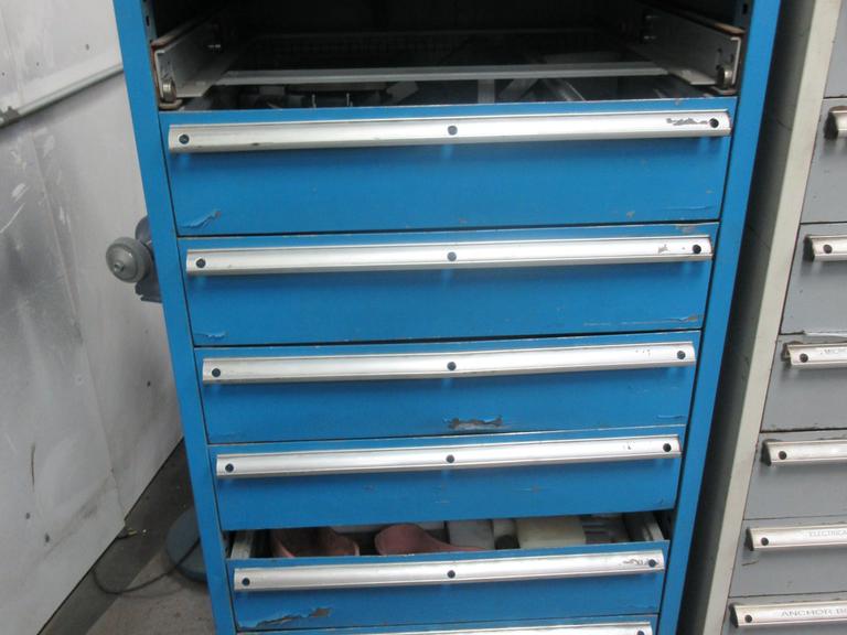 Lista 7 Drawer Cabinet with Surplus Materials & Fixtures
