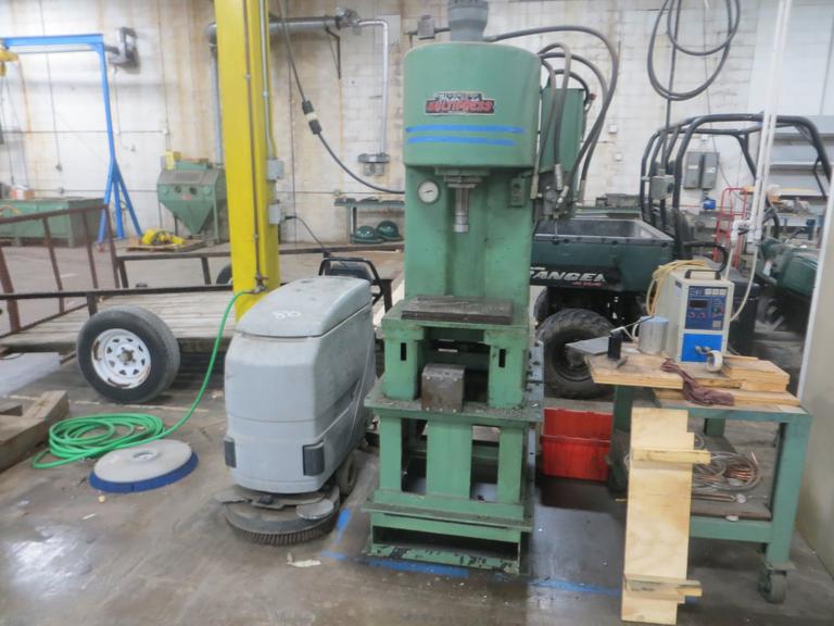 Denison FG8C8A71S06CC43C23 8- Ton Hydroilic Multipress