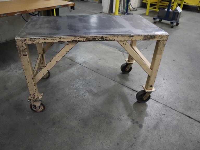 Steel Rolling Heavy Duty Table