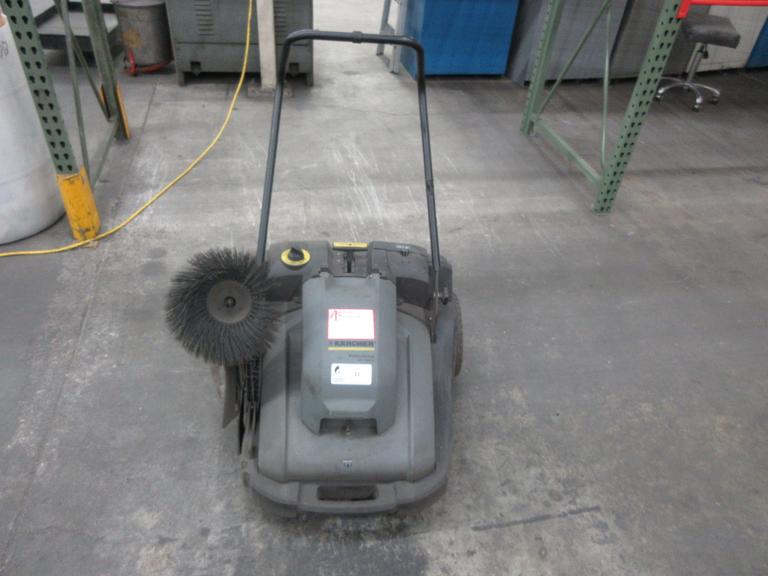 Karcher Floor Sweeper with Side Brush
