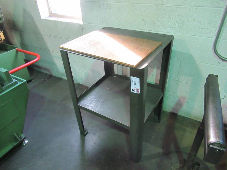 Heavy Duty Metal Frame Work Bench
