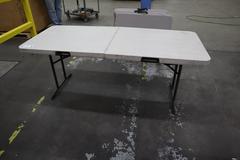 Plastic Folding Tables (5pcs)