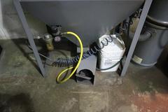 Trinco 36/BP Sand Blast Cabinet with Reclaim Unit, Gun, Gloves, 