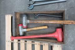 Pry Bars, Hammers, Deadblow Hammers