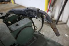 Linde V-200C MIG Welder 200 Amp, Wire Feed Unit, Tweco Torch, Cart