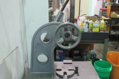 Ratcheting Arbor Press, 6" Throat, 12" Throat Height on Portable Metal Frame Shop Cart with Contents