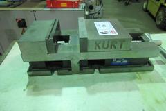 Kurt 3600V Machine Vise with Steel Jaws and Handle