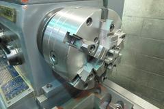 Hwacheon HL460 18/26" x 40" Gap Bed Engine Lathe, Geared Head, 2-Axis DRO, Chucks, Steady Rest, QC Tool Post, Tailstock