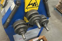 Tauring BS50HV Angle Roll with LED Roll Display, Foot Pedals and Assorted Dies as Shown