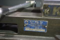 Kurt D675 6" Machine Vise, Swivel Base, Steel Jaws, Handle