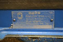 Kurt D675 6" Machine Vise, Steel Jaws, Handle