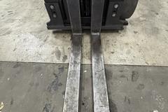 Yale GC060TFNVAE084 6,000 lb Capacity LPG Sit-Down Forklift