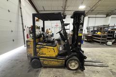 Yale GC060TFNVAE084 6,000 lb Capacity LPG Sit-Down Forklift