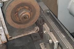 Osborn 7C Centerless Polishing Machine with Scotch Bright Wheel