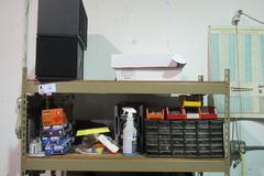 Metal Shelving Unit, Adjustable with 5-Shelves and Contents