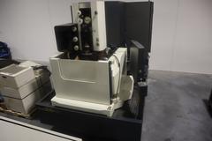 Makino Duo43 CNC Wire Type EDM, MGW-S6 Control, 34.25" x 29.72" Tank