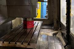 Haas VF-4 CNC Vertical Machining Center, Maincon CNC Control, 4th Drive, 24 ATC, Thru Spindle Coolant, 8100 RPM Gearbox Spindle, New 2013