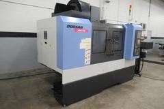Doosan DNM 500 CNC Vertical Machining Center, 12K RPM Spindle, High Pressure Coolant, Renishaw Probing, Full 4th Axis, Chip Conveyor