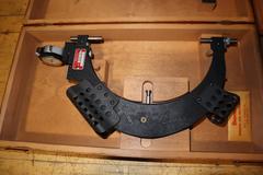 Starrett 1150 Dial Indicator Snap Gages .0001" (3) - 2"-4", 4"-6", 6"-8" In Case