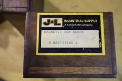 J&L Magnetic Vee Block in Wood Case