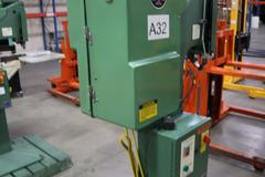 Milford Orbitform #305 Riveter, Remote Foot Trip, Feed Bowl and Track, Tooling