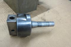 Bridgeport #2 R8 Boring Head with Boring Bars in Metal Case