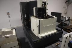 Makino Duo43 CNC Wire Type EDM, MGW-S6 Control, 34.25" x 29.72" Tank