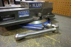 Kurt D675 6" Machine Vise, SwivelBase, Steel Jaws, Handle