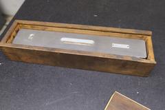 Mahr Precision 12" Level .001" Per Foot in Wood Case
