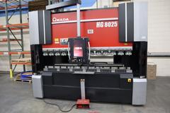 Amada HG 8025 CNC Hydraulic Press Brake, 88 Ton x 102.4", AMNC 3i Controls, Down-Acting, Curtains -New 2016