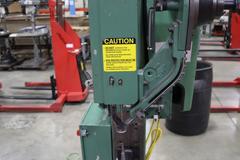 Milford Orbitform #305 Riveter, Remote Foot Trip, Feed Bowl and Track, Tooling