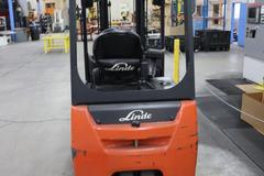Linde E20 Electric Forklift with Battery Charger