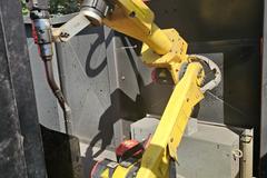 2-Position Lincoln Electric eCell Welding System with Fanuc Arc Mate 100iBe 6-Axis Robot, Powerwave 355M Power Source