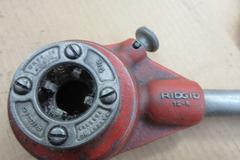 Rigid Large Pipe Cutter and Pipe Threading Ratchet and Dies, 1/2", 3/4", 1"