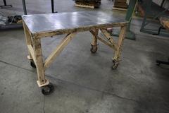 Steel Rolling Heavy Duty Table