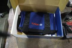 Bosch 1/2" Cordless Hammer Drill, 18 Volt, 3 Batteries, Charger, Case