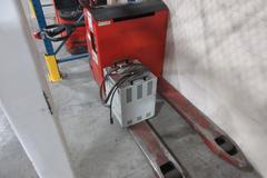 Linde Model EGU 20 Electric Pallet Jack, 4400 LB Capacity, 46" Fork Length