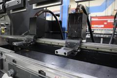 Amada FABIII-8025 (FBD-8025NT) CNC Hydraulic Press Brake, 88 Ton x 98.4", Up-Acting, AMN PC Control, 6-Axis BG, Lazer Curtain