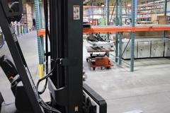 Linde E20 Electric Forklift, 3100 lb Capacity