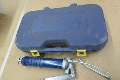 Lincloln 12V Cordless Power Grease Gun and Manual Grease Gun