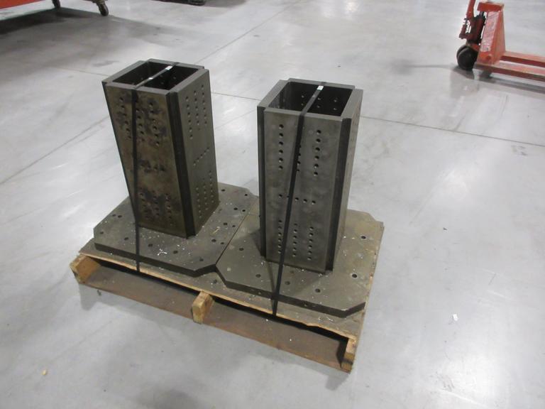 Machine Tombstones (2) with 500mm Pallet and 10" x 10" x 21.5" Column and 1/2-13" Tapped Holes