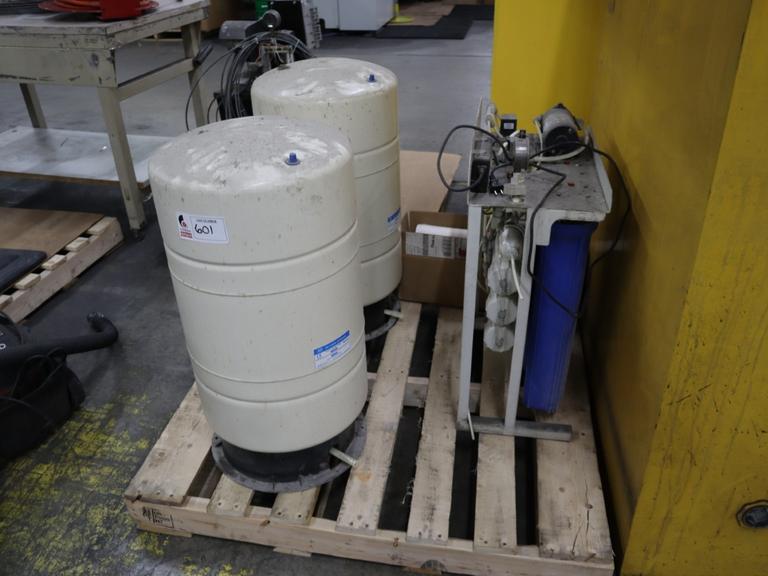 ISpring Water Systems Reverse Osmois Filter Systems, (2) 20 Gallon Tanks and filters