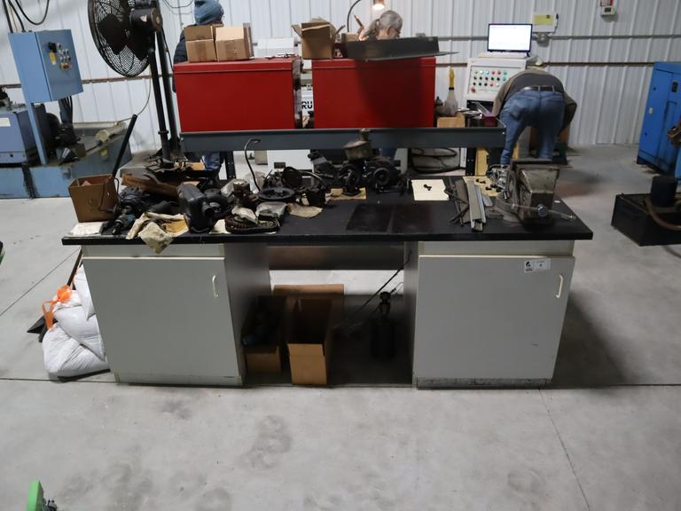 Workbench, Cabinet Base, 6" Bench Vise - NO CONTENTS